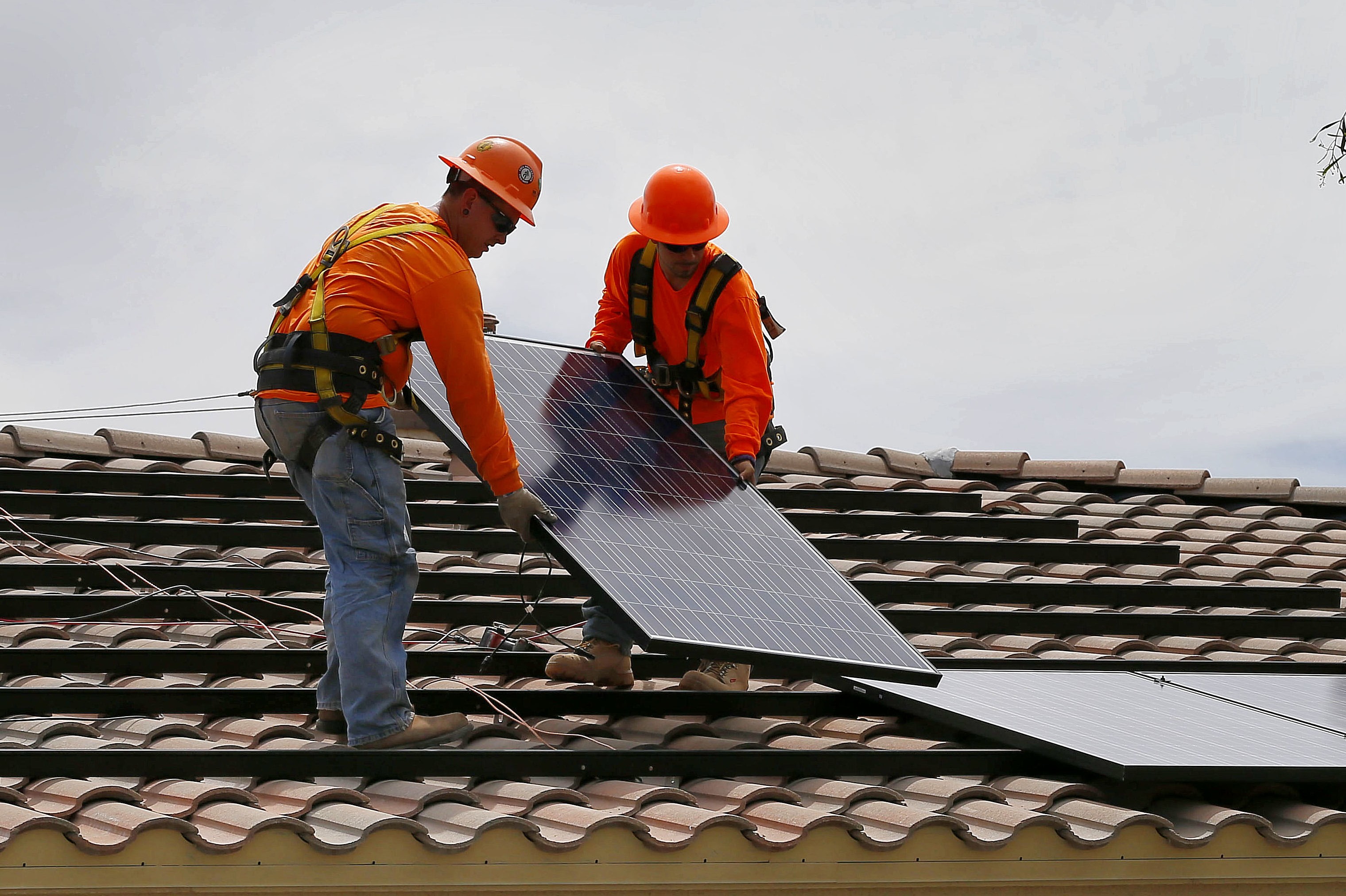 根據(jù)奧巴馬能源主管的報告，2017年太陽能工作崗位下降