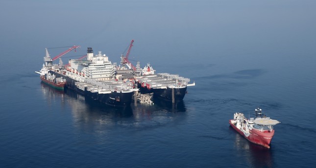 TurkStream管道鋪設船只前往黑海進行二線作業