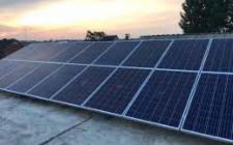 法國(guó)批準(zhǔn)720兆瓦太陽(yáng)能發(fā)電項(xiàng)目的投標(biāo)