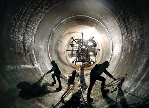 Iberdrola組裝葡萄牙水電站組裝第一臺渦輪機(jī)