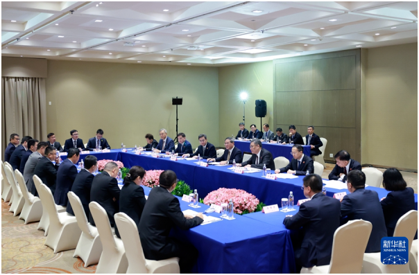 李強出席在巴西中資企業座談會，國網、金風、中天等企業參加