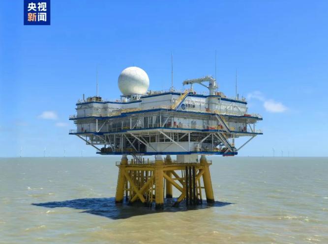 我國首個搭載氣象雷達的海上升壓站完成安裝