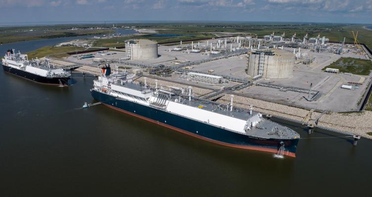 Venture Global普拉克明工廠加速推進(jìn)液化天然氣生產(chǎn)