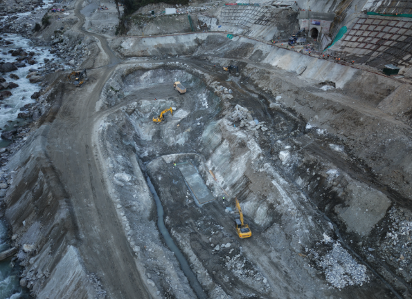 尼泊爾馬楠馬相迪水電站推進(jìn)主體混凝土工程施工